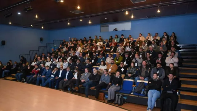 YPF reunió a más de 250 empresas en Plaza Huincul ante las oportunidades que abre Argentina LNG