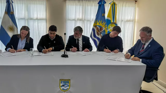 Cerro Vanguardia ratificó su compromiso en Puerto San Julián mediante un nuevo acuerdo de RSE
