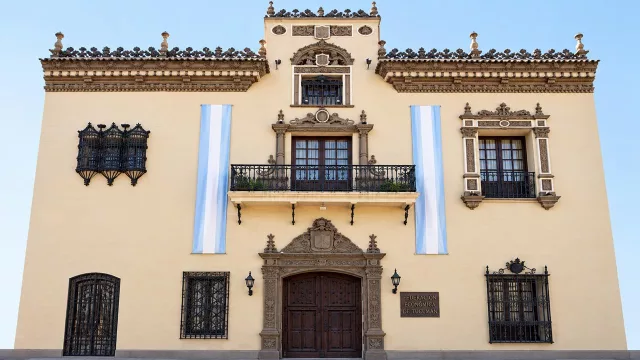 La Federación Económica de Tucumán renovó autoridades: Héctor Viñuales asumió la presidencia